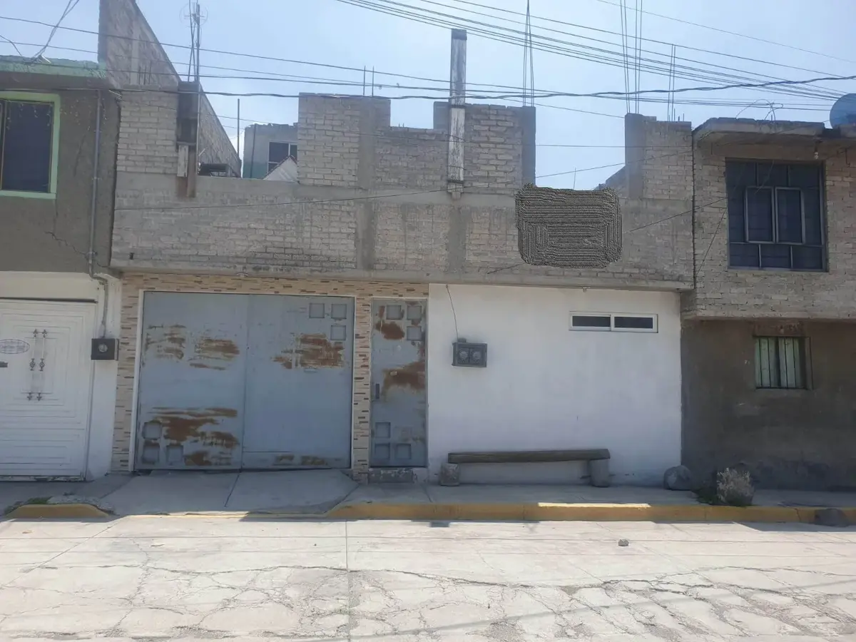 Casa en venta en Alfredo del Mazo, Ixtapaluca — foto 1 de 11