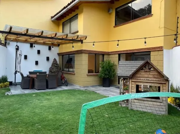 Casa en venta en San Nicolás Totolapan, La Magdalena Contreras — foto 2 de 27