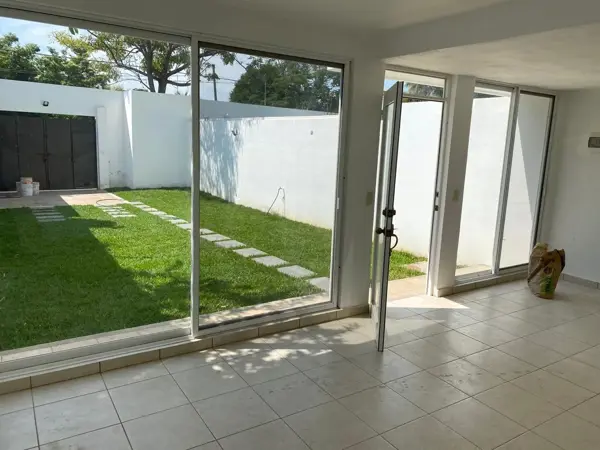 Casa en venta en Hermenegildo Galeana, Cuautla — foto 2 de 19