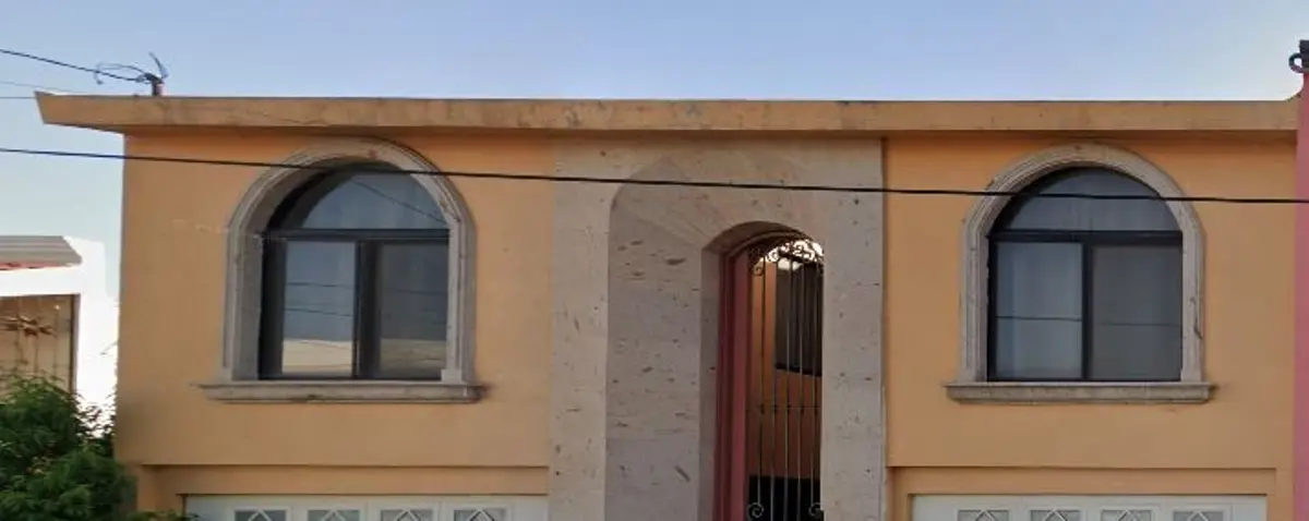 Casa en venta en Arboledas Popular, Saltillo — foto 1 de 10