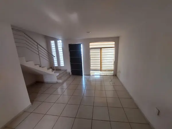 Casa en renta en Belcanto, Tlajomulco de Zúñiga — foto 3 de 11