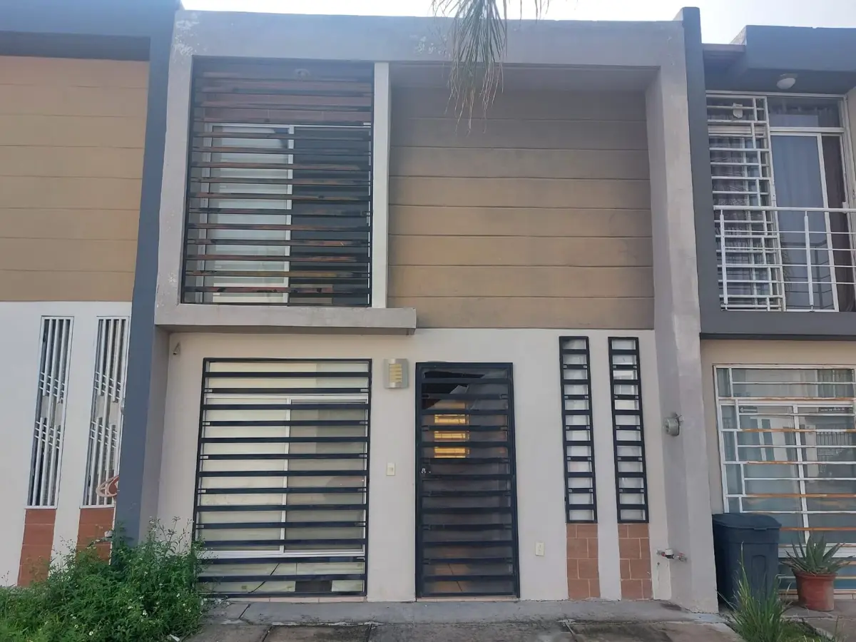 Casa en renta en Belcanto, Tlajomulco de Zúñiga — foto 1 de 11