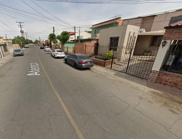 Casa en venta en Calafia, Mexicali — foto 2 de 9