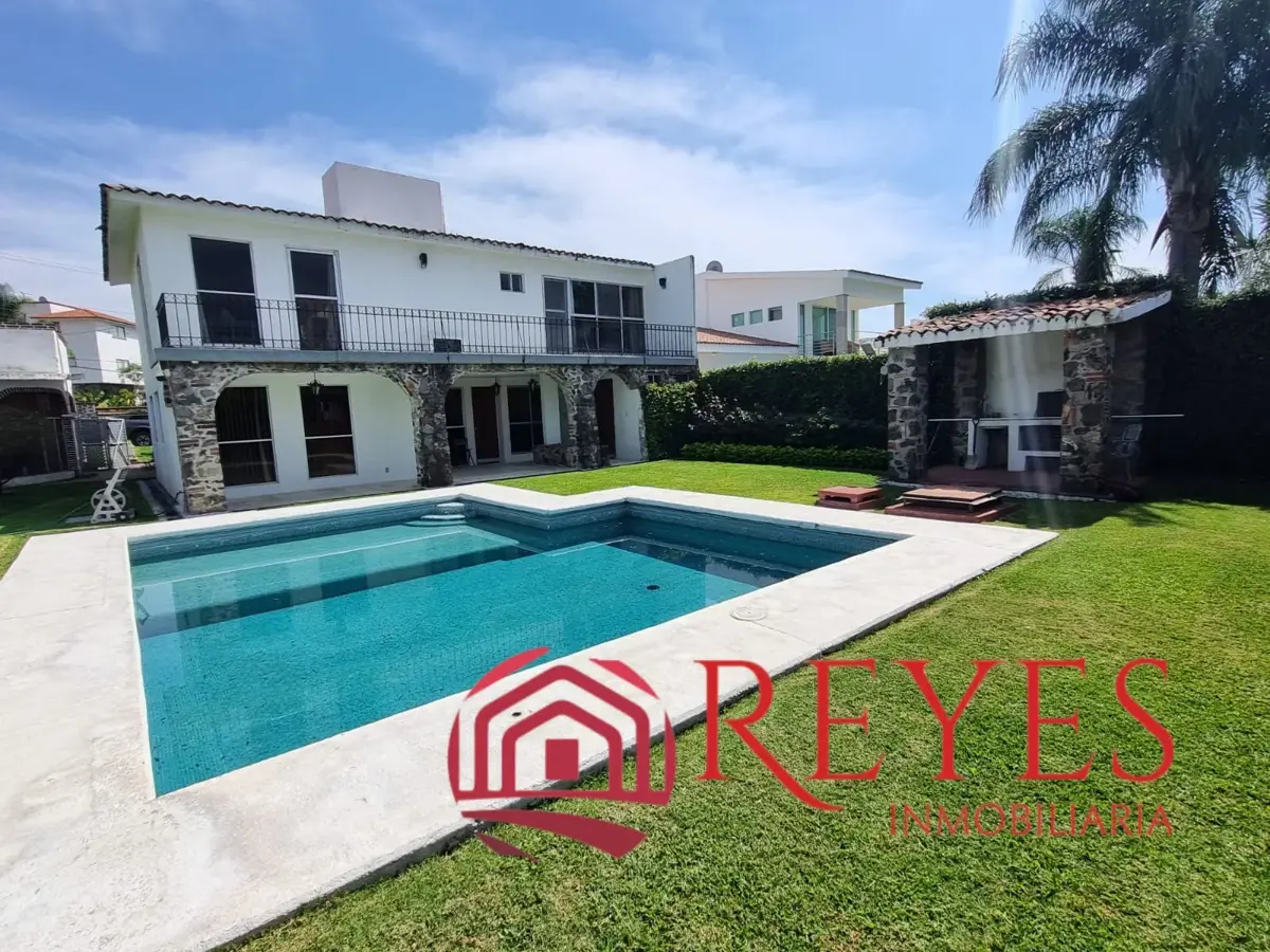 Casa en venta en Lomas de Cocoyoc, Atlatlahucan — foto 1 de 20