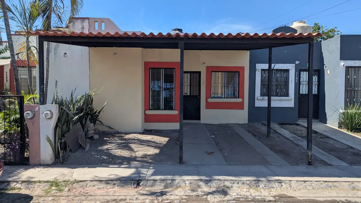 Casa en venta en Tabachines, Villa de Álvarez — foto 1 de 6