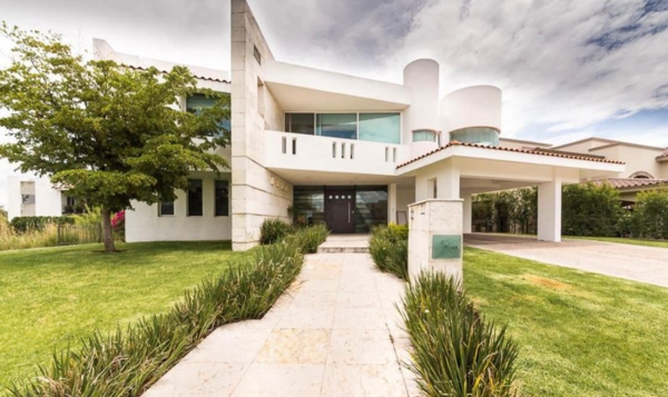 Casa en Venta en El Campanario, Querétaro, Querétaro