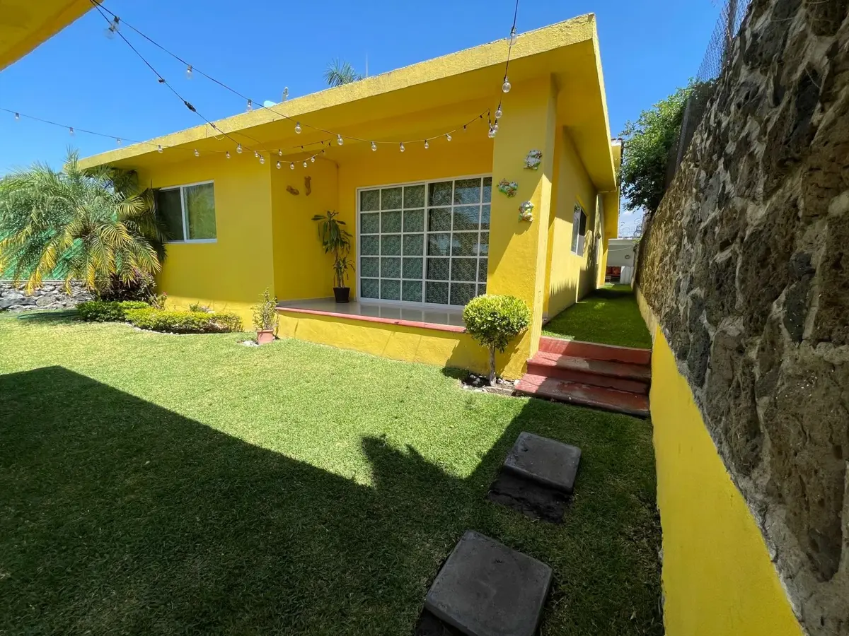 Casa en venta en Vergeles de Oaxtepec, Yautepec — foto 1 de 8