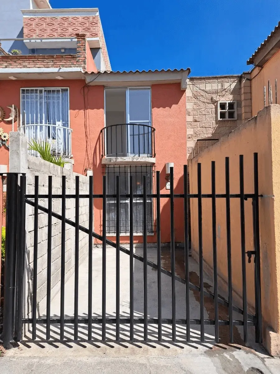 Casa en venta en Hacienda las Palmas I y II, Ixtapaluca — foto 1 de 11