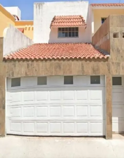 Casa en Venta en Gran Santa Fe 2, Benito Juárez, Quintana Roo