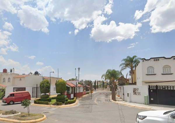 Casa en venta en La Puerta de Hierro, Pachuca de Soto — foto 3 de 14