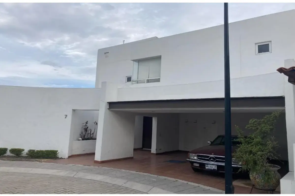 Casa en renta en Villa Antigua, Corregidora — foto 1 de 11