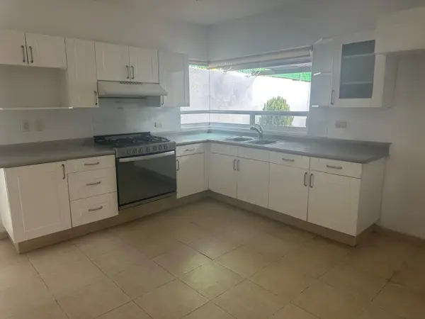 Casa en renta en Villa Antigua, Corregidora — foto 3 de 11
