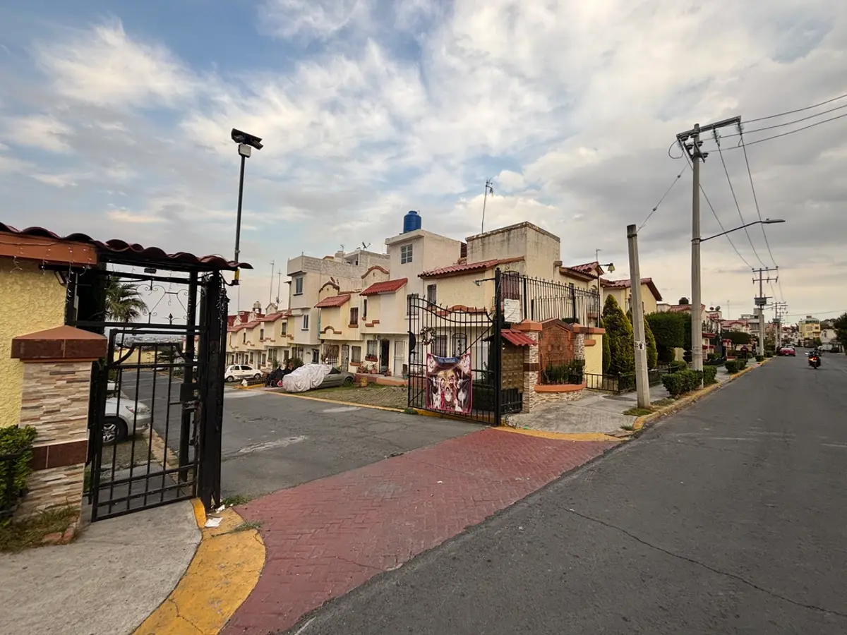Casa en venta en Villa del Real, Tecámac — foto 1 de 14