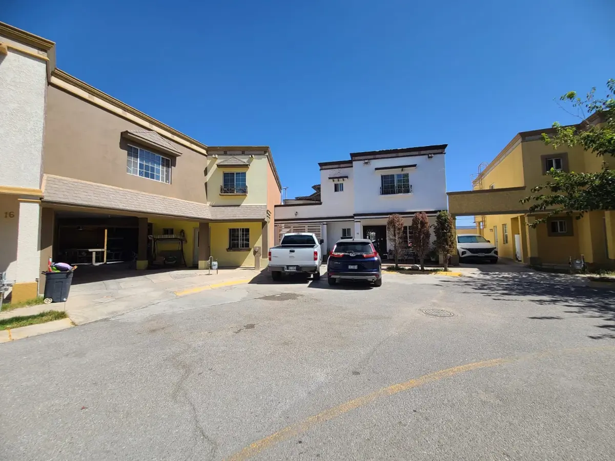 Casa en venta en Paseo de las Palmas, Juárez — foto 1 de 29