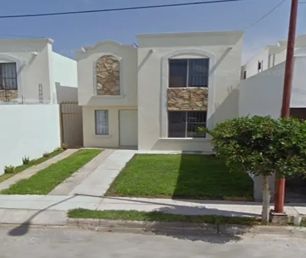 Hermosa Casa en Venta en Colonia Gran Santa Fe Q.roo