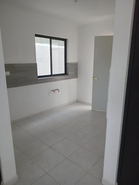 Casa en venta en Lomas del Refugio, Saltillo — foto 3 de 7