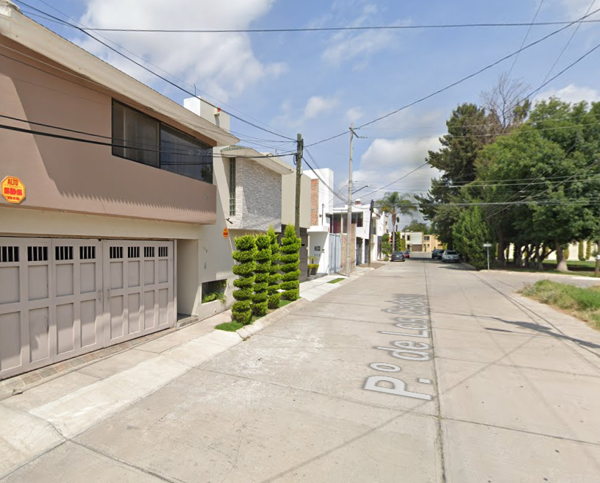 Casa en venta en Colinas del Parque, San Luis Potosí — foto 3 de 11