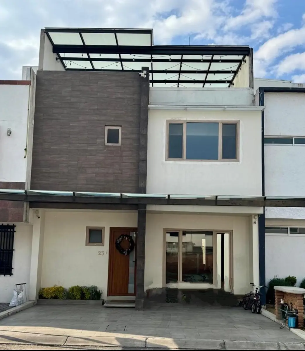 Casa en renta en Fuentes de San José, Toluca — foto 1 de 21