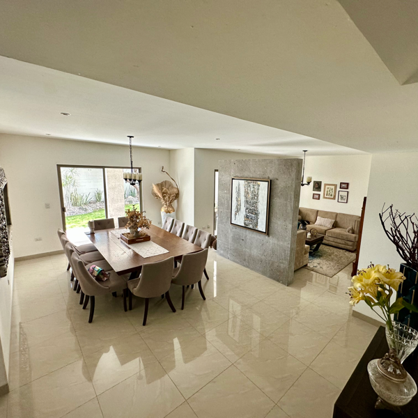 Casa en venta en Rincón las Trojes, Torreón — foto 2 de 25