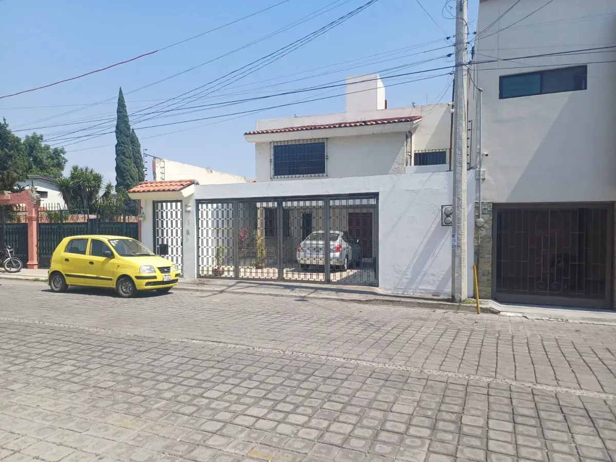 Casa en renta en San Bernardino Tlaxcalancingo, San Andrés Cholula — foto 1 de 9