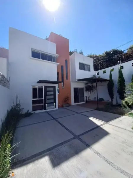 Casa en venta en Lomas de Atzingo, Cuernavaca — foto 2 de 33