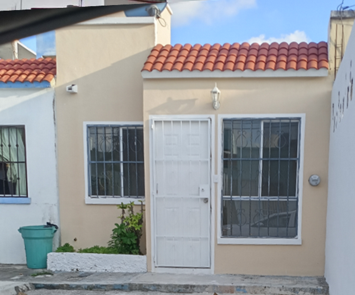 Casa en venta en Villas Otoch, Benito Juárez — foto 1 de 9