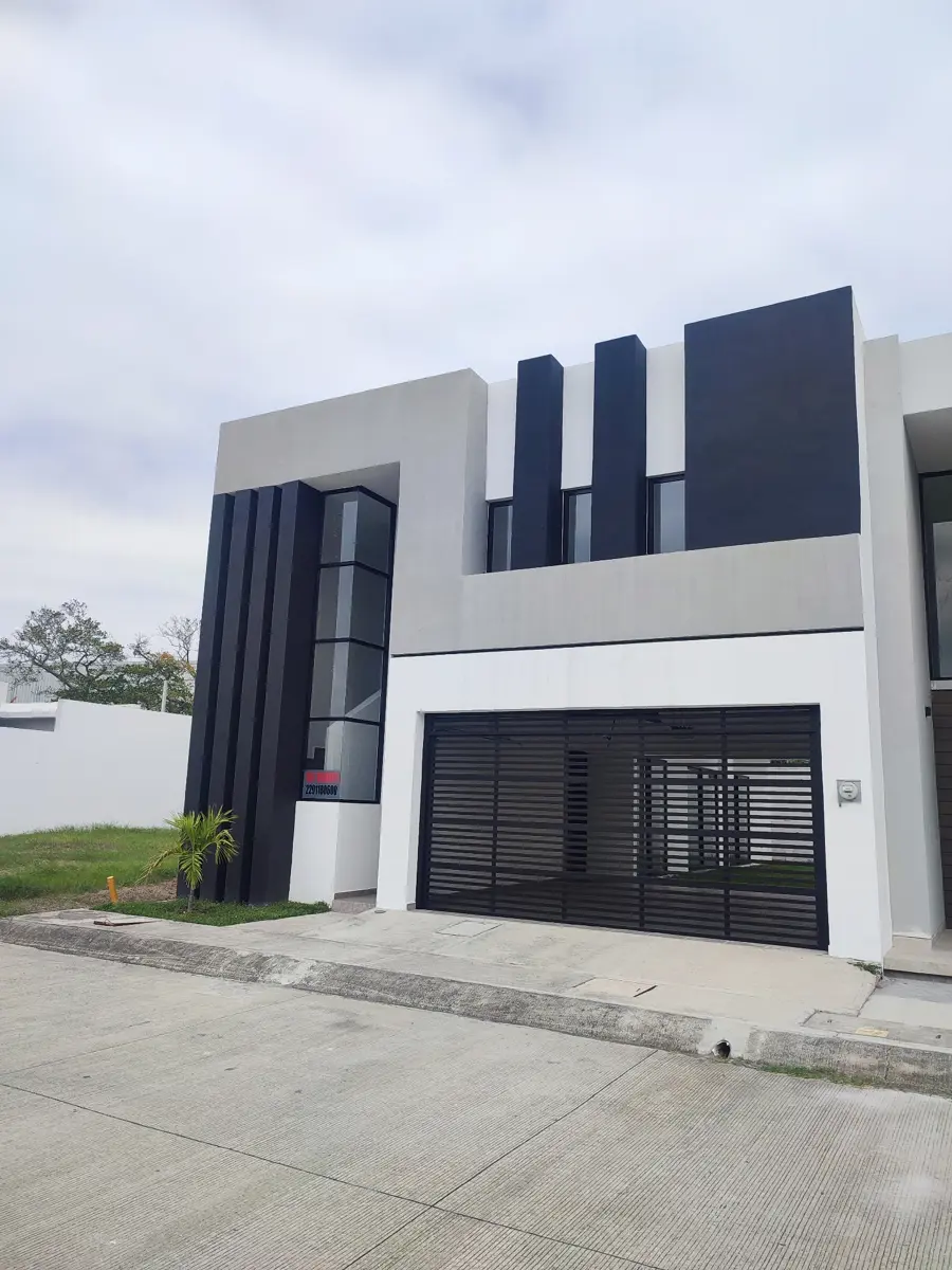 Casa en venta en Lomas del Dorado, Boca del Río — foto 1 de 5