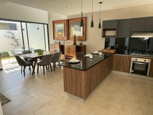 Casa en venta en Santa Maria de Guido, Morelia — foto 3 de 27