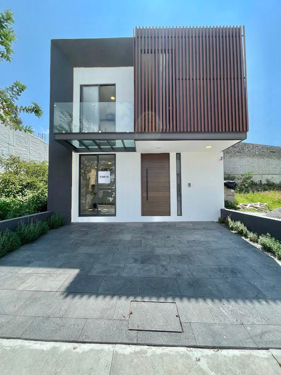 Casa en venta en Cañadas del Bosque, Morelia — foto 1 de 26