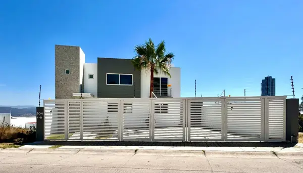 Casa en venta en Lomas de Gran Jardin, León — foto 2 de 17