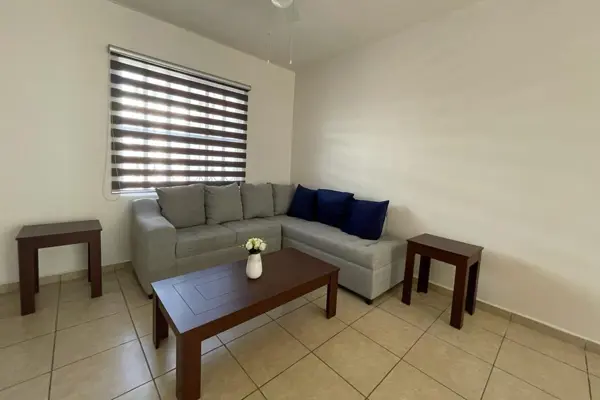 Casa en renta en Lomas del Valle, Ramos Arizpe — foto 2 de 13