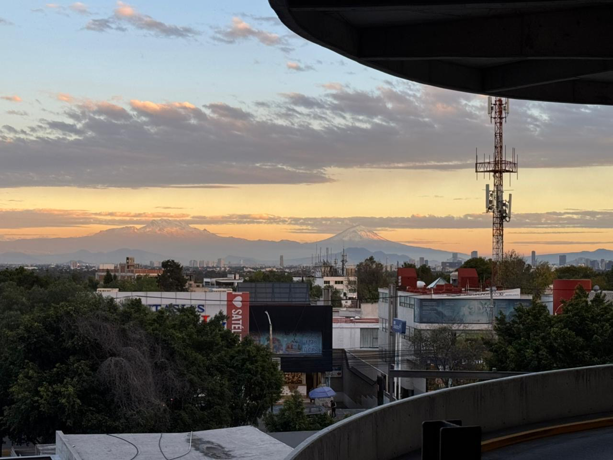 Casa en venta en Loma de Canteras (Lomas de Cantera), Naucalpan de Juárez — foto 1 de 16