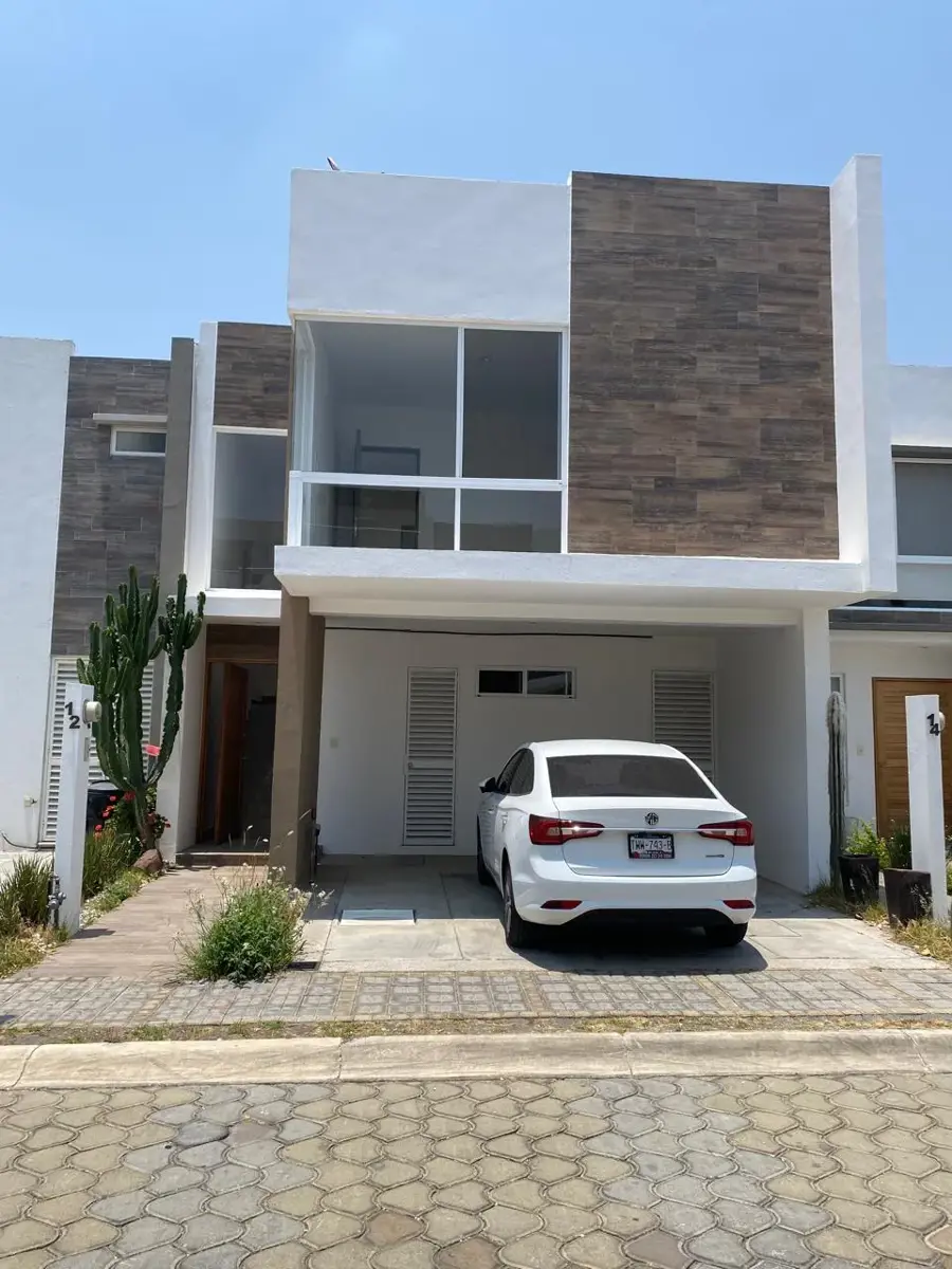 Casa en venta en Lomas de Angelópolis II, San Andrés Cholula — foto 1 de 9