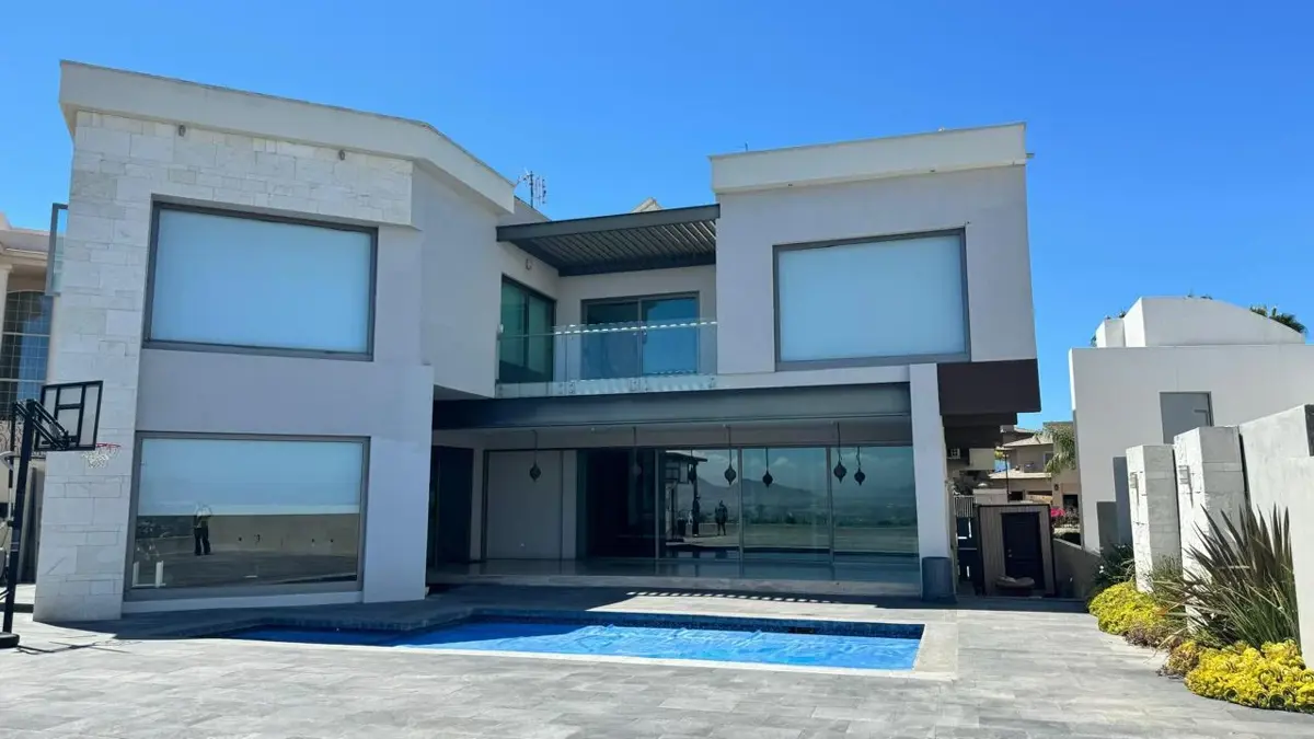 Casa en venta en Cumbres de Juarez, Tijuana — foto 1 de 11