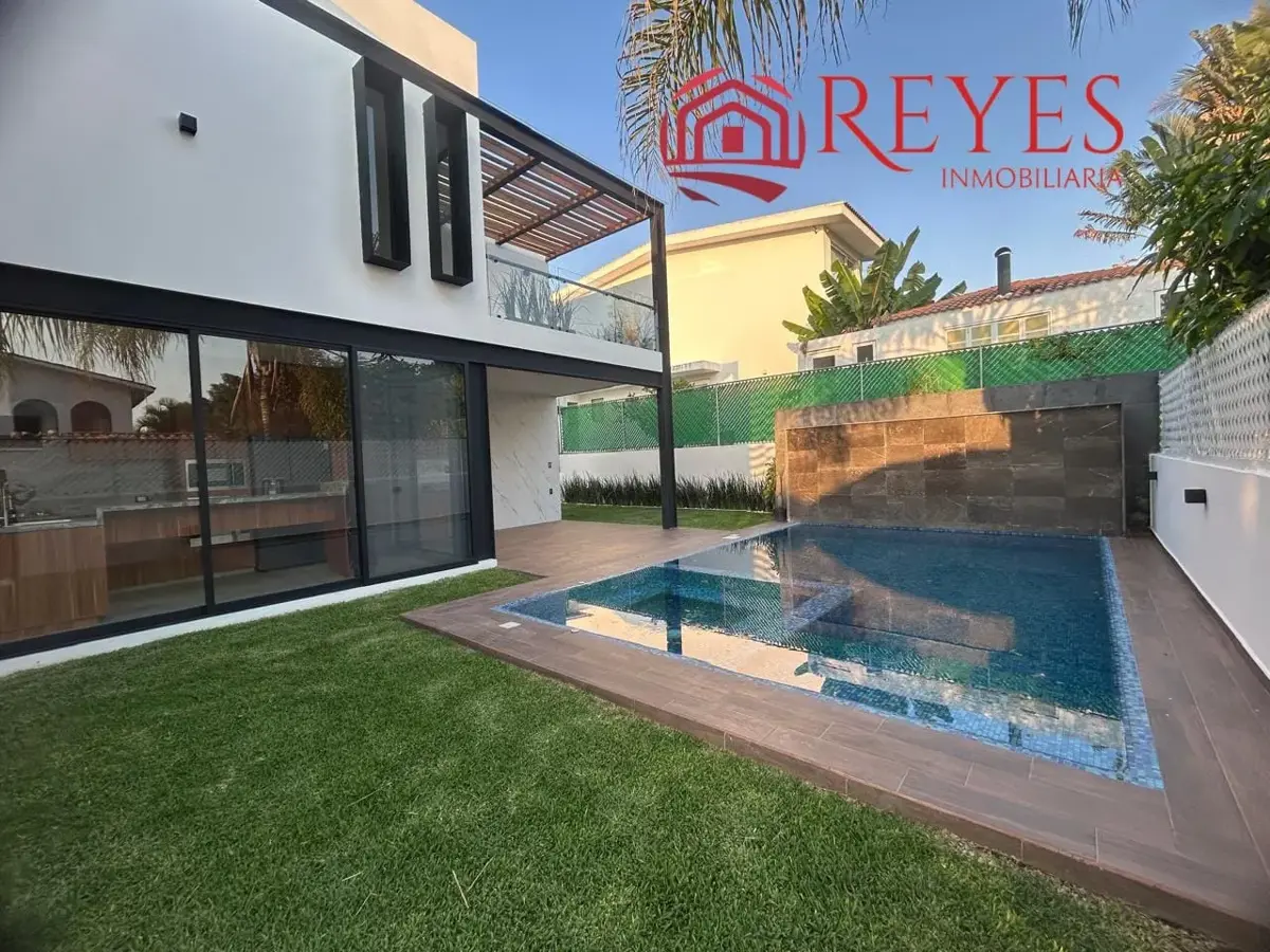Casa en venta en Lomas de Cocoyoc, Atlatlahucan — foto 1 de 33