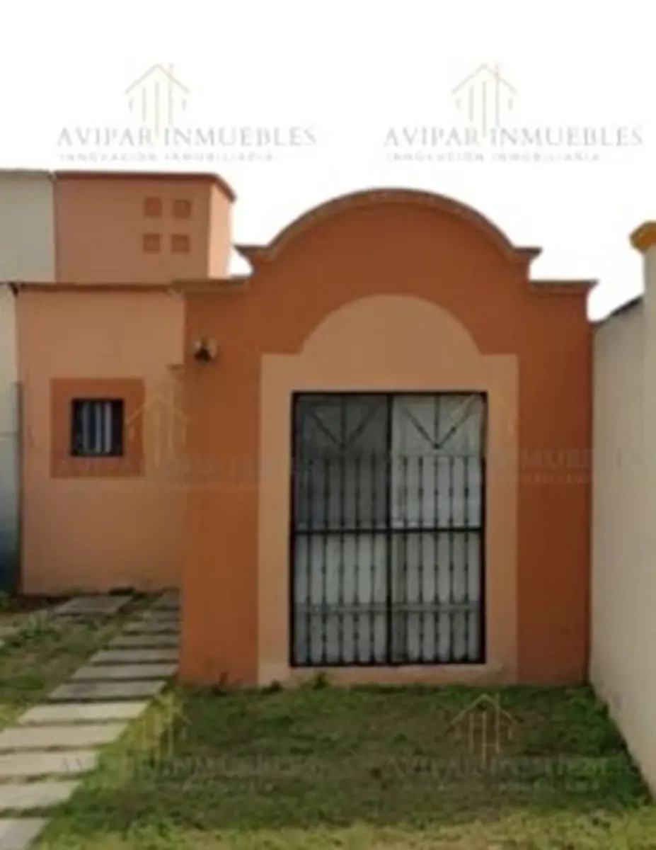 Casa en venta en Los Fresnos, Tlajomulco de Zúñiga — foto 1 de 13