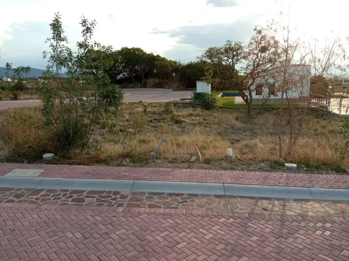 Terreno en venta en Ciudad Maderas Sur II, Apaseo El Alto — foto 1 de 13