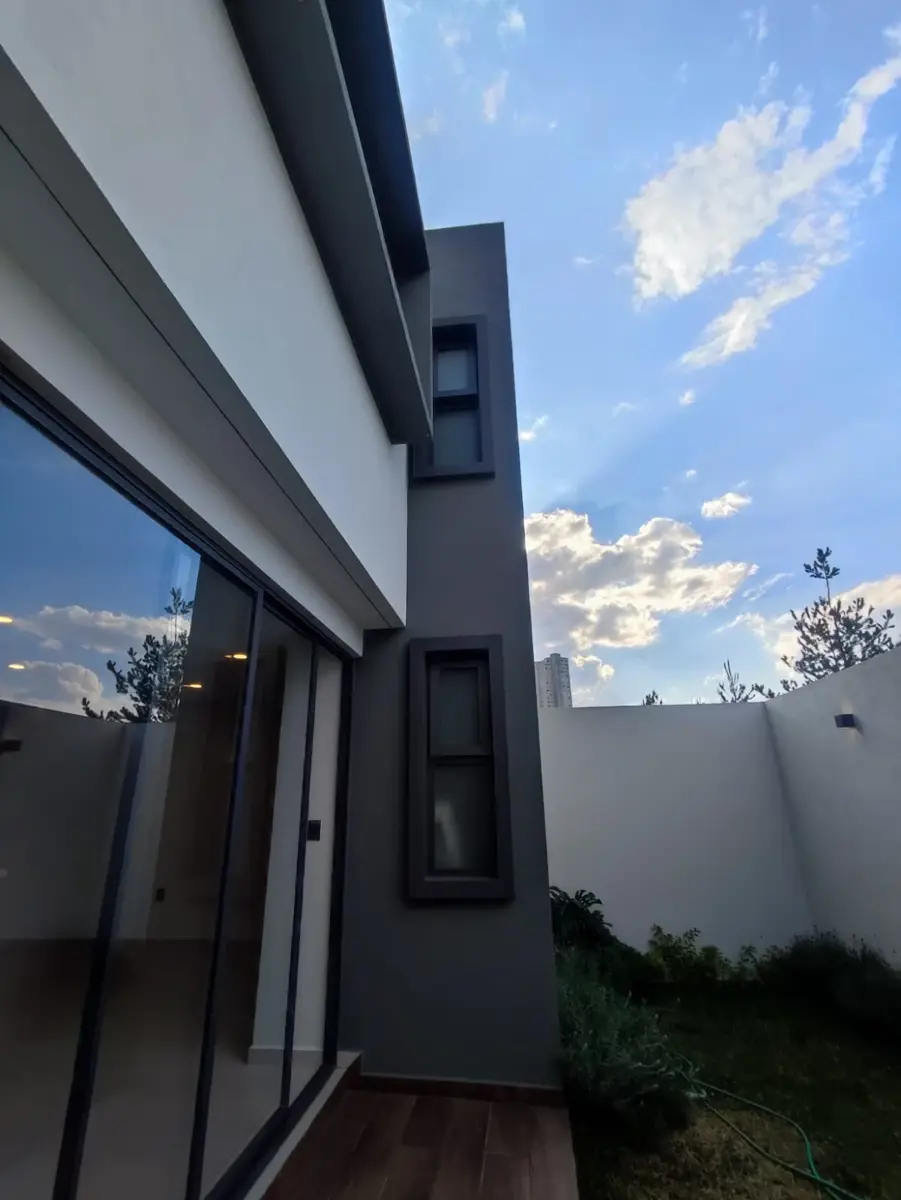 Casa en venta en Montaña Monarca I, Morelia — foto 1 de 19