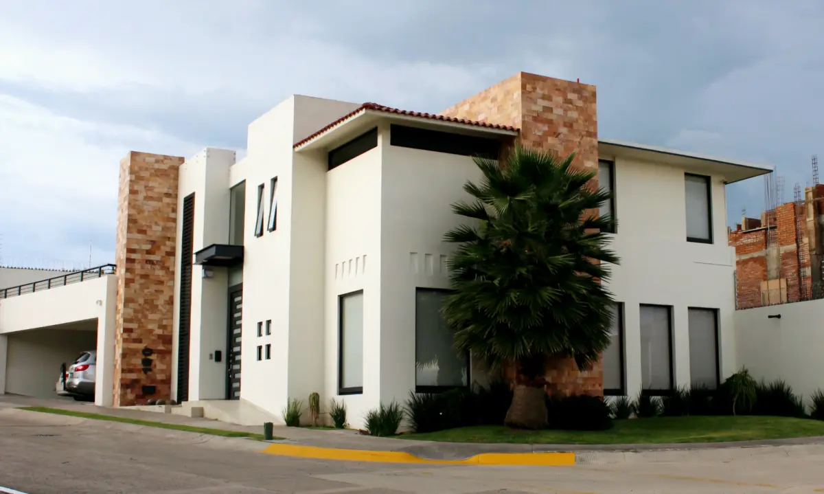 Casa en venta en Porta Fontana, León — foto 1 de 18