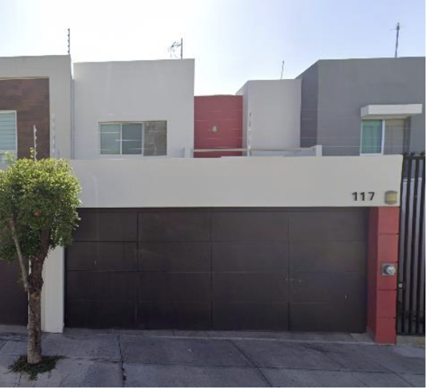 Casa en Venta en Residencial Esmeralda Norte, Colima, Colima