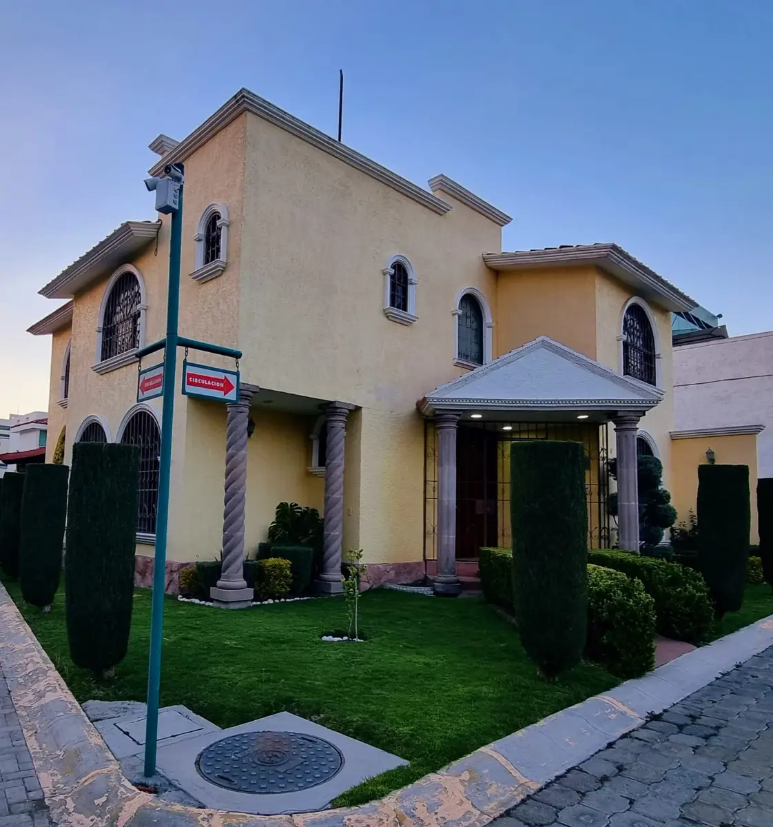 Casa en venta en Arboledas de San Javier, Pachuca de Soto — foto 1 de 30