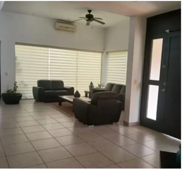 Casa en venta en Paraiso Coatzacoalcos, Coatzacoalcos — foto 2 de 10