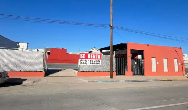 Local en renta en Carlos Pacheco 8, Ensenada — foto 3 de 24