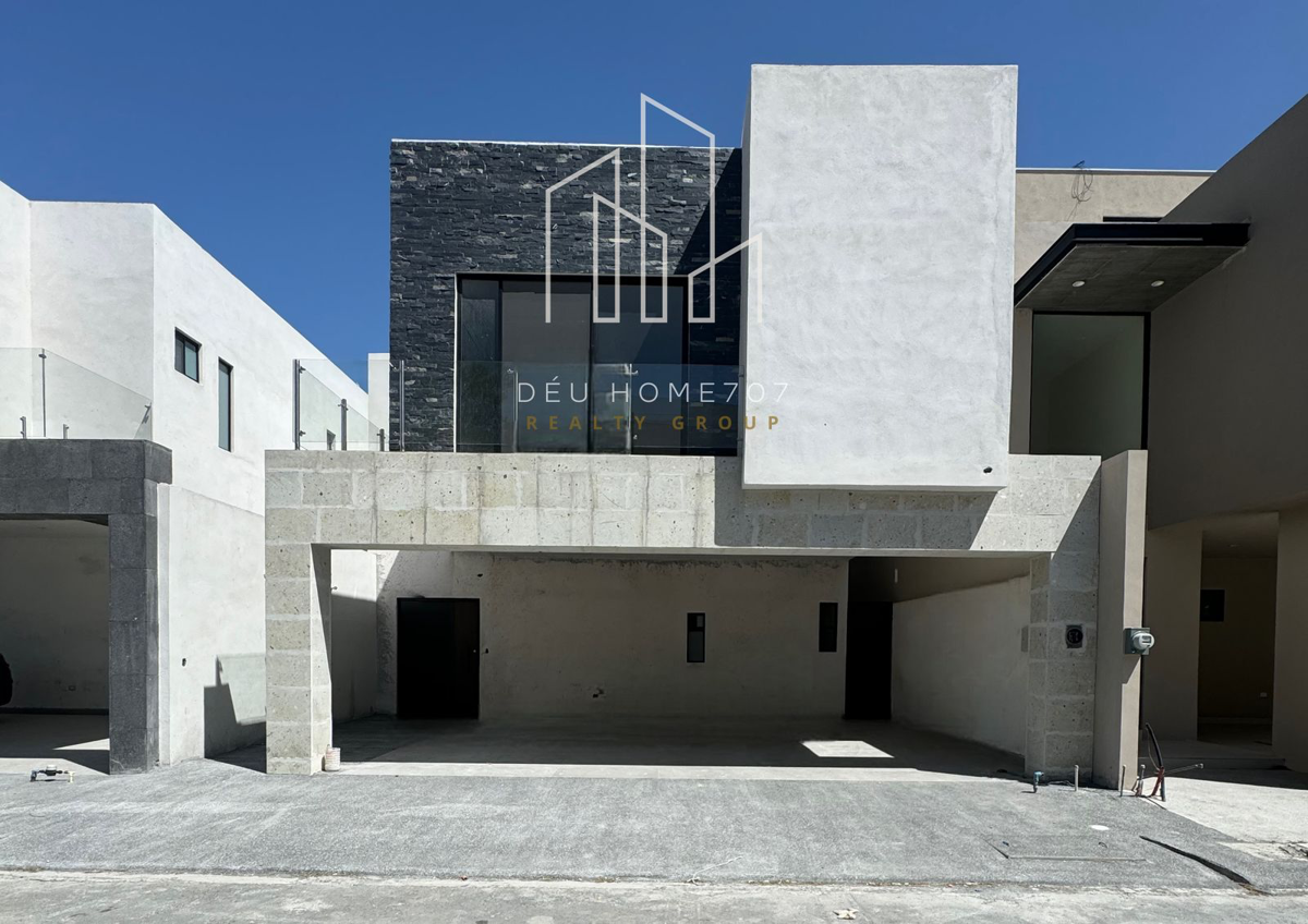 Casa en venta en El Uro, Monterrey — foto 1 de 8