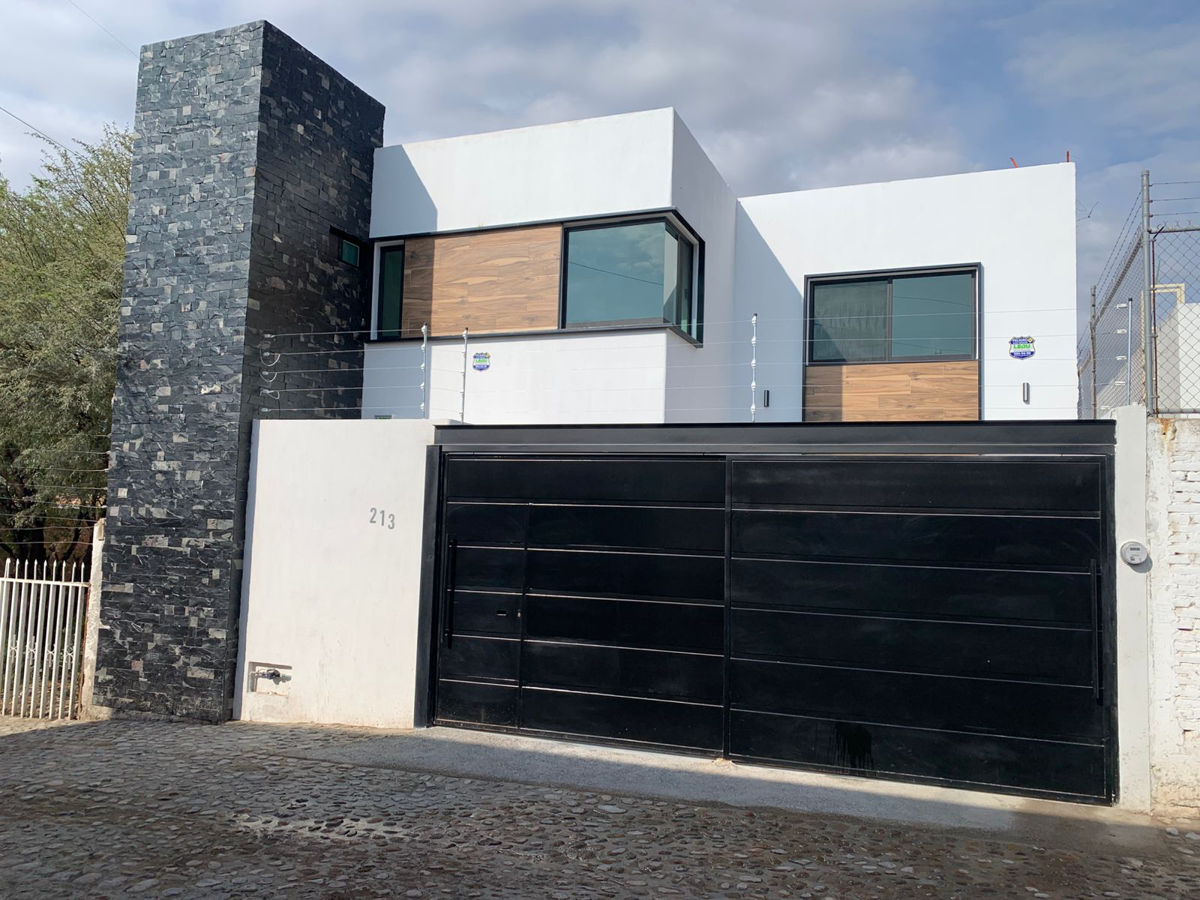 Casa en venta en Corral de Barrancos, Jesús María — foto 1 de 15