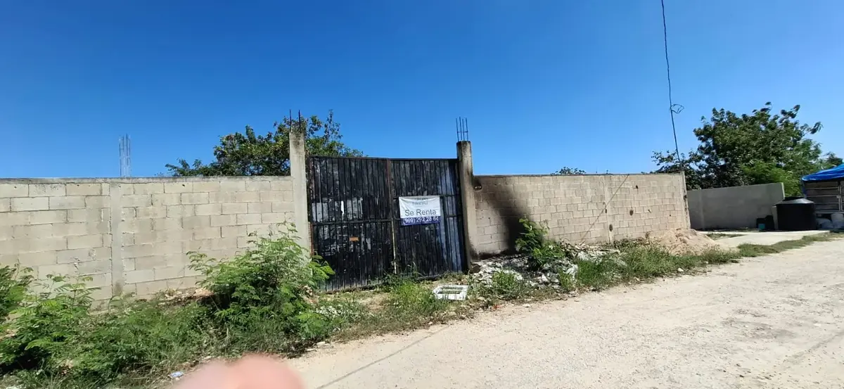 Terreno en renta en Francisco Villa Oriente, Kanasín — foto 1 de 12