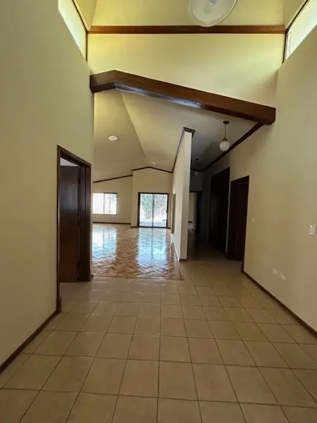 Casa en venta en Cumbres, Saltillo — foto 2 de 24