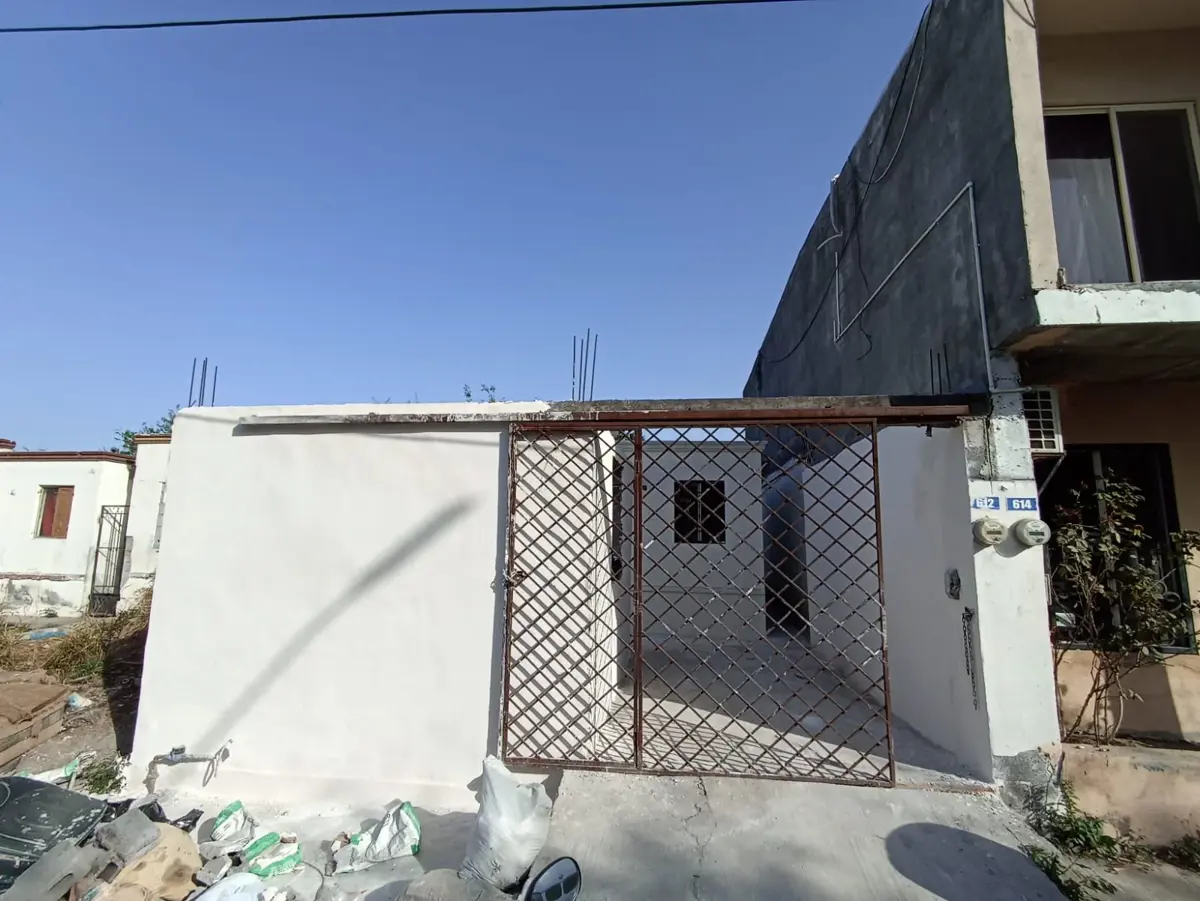 Casa en venta en Bellavista, Cadereyta Jiménez — foto 1 de 12