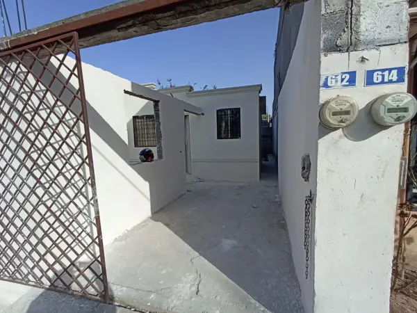Casa en venta en Bellavista, Cadereyta Jiménez — foto 2 de 12
