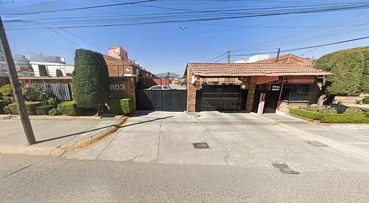 Casa en venta en Cientificos, Toluca — foto 1 de 14
